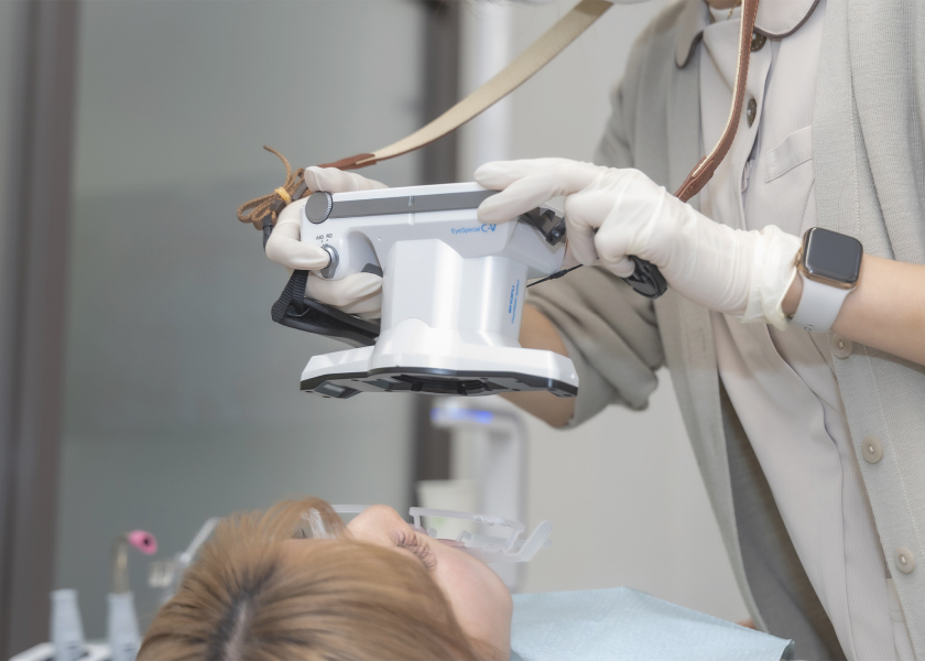 南森町天神橋歯科 診察室2